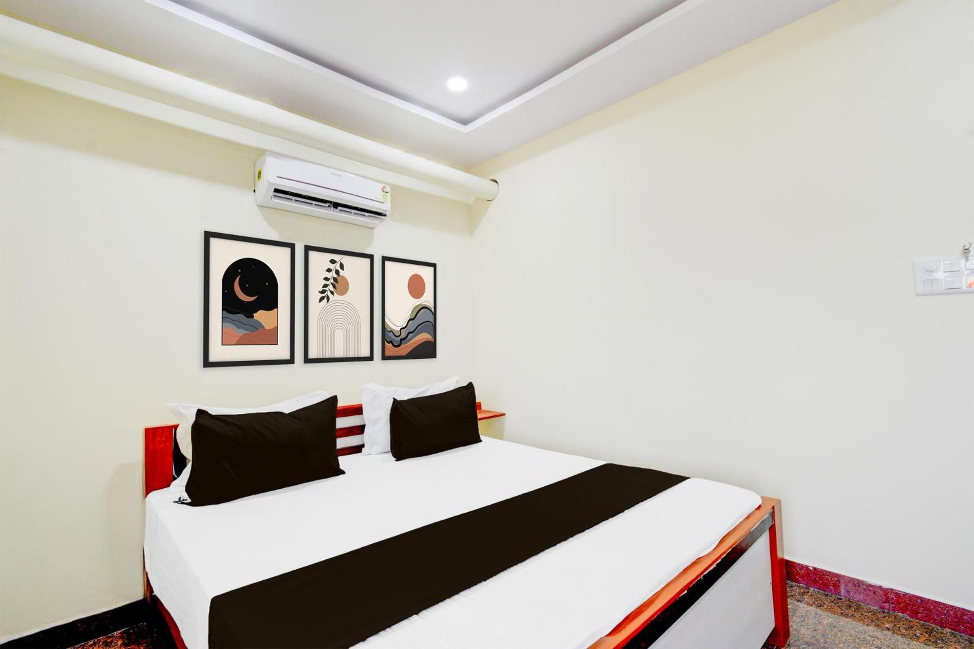 Hotel O Srinivasa Residency 3*