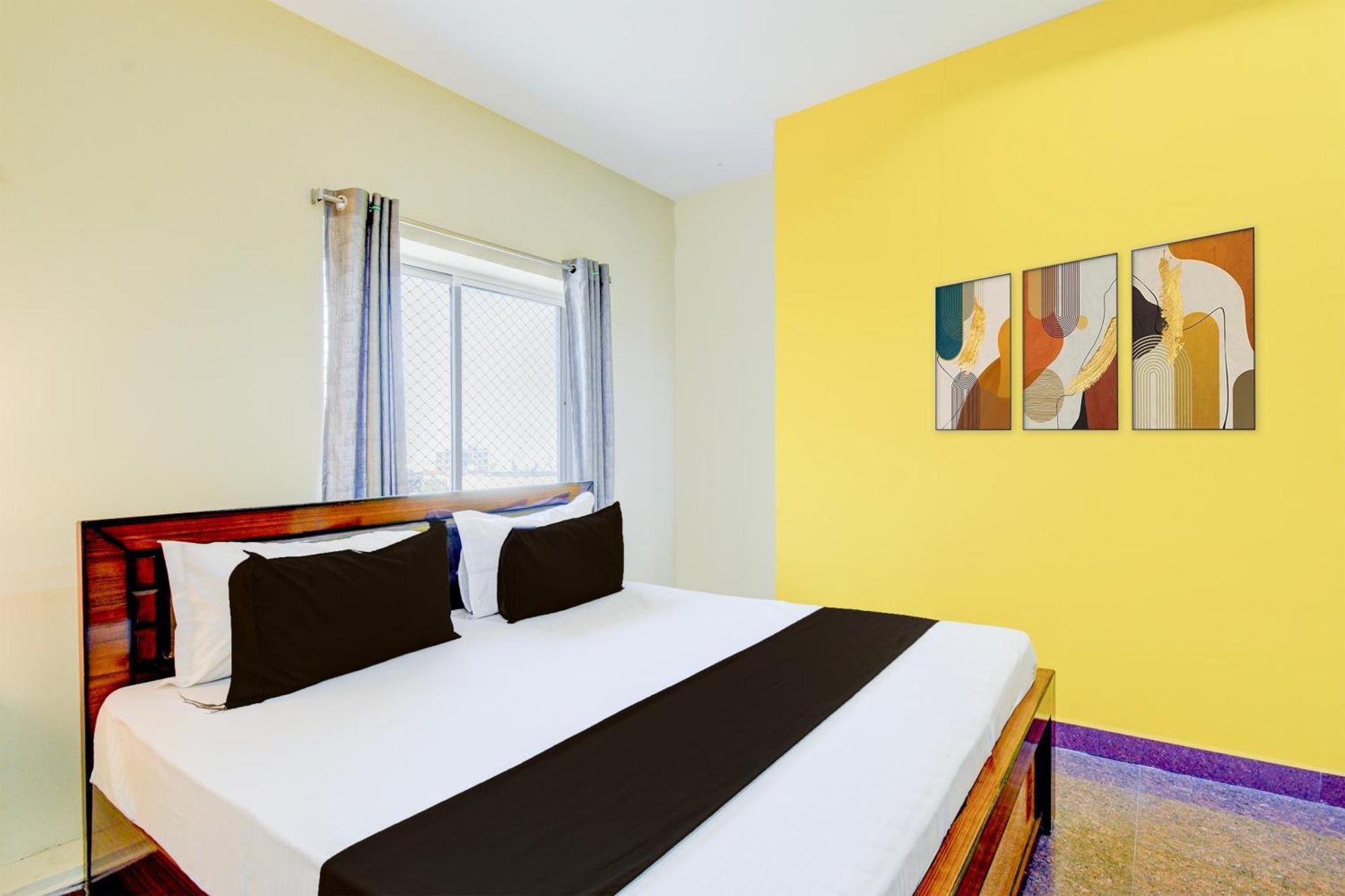 O Srinivasa Residency Hotel